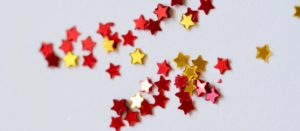 red and gold star confetti